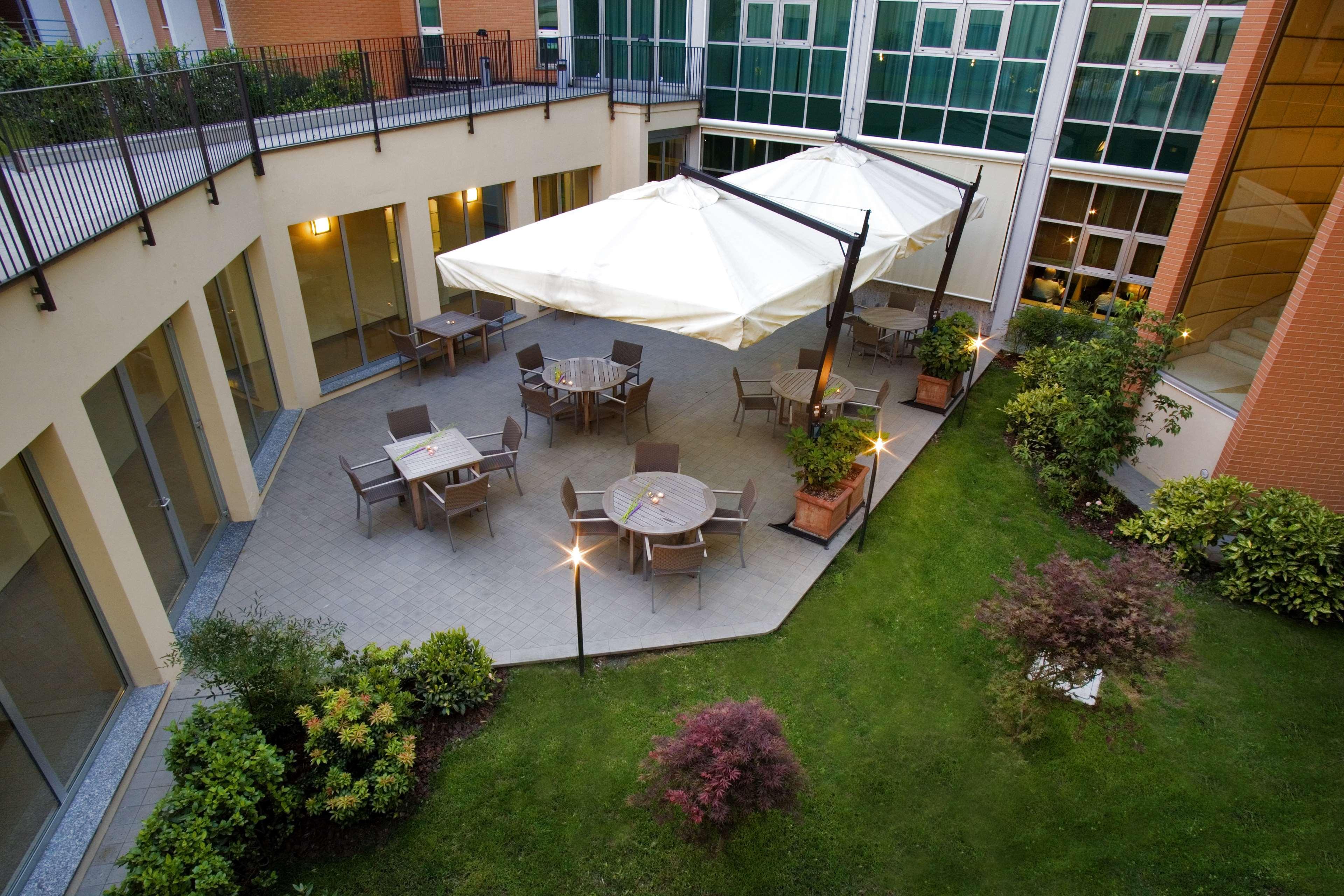 Best Western Plus Hotel Le Favaglie Cornaredo Luaran gambar