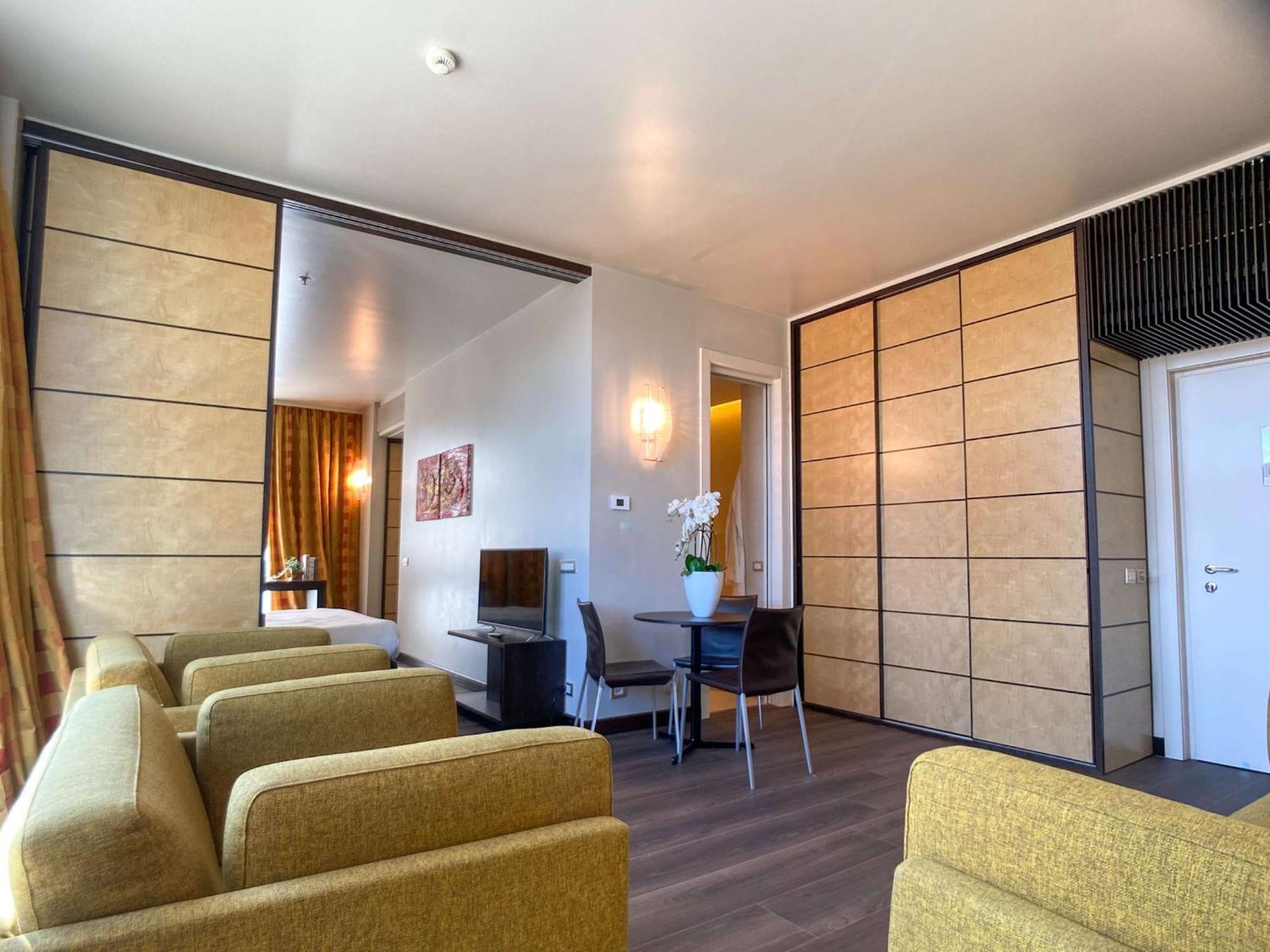 Best Western Plus Hotel Le Favaglie Cornaredo Luaran gambar